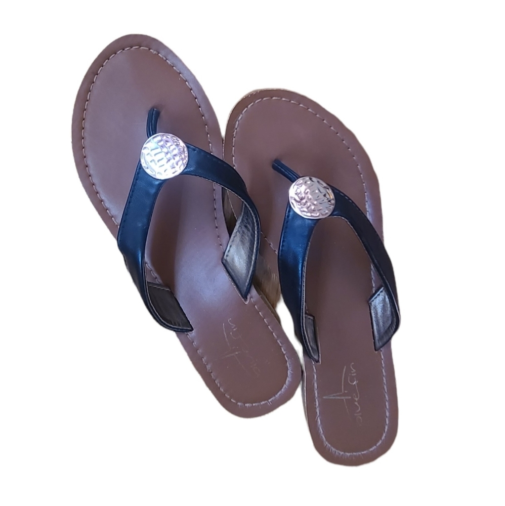 Savina Sandals